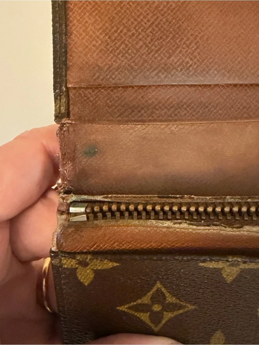 Authentic Vintage Louis Vuitton Porte Trésor International Wallet - Picture 13 of 15